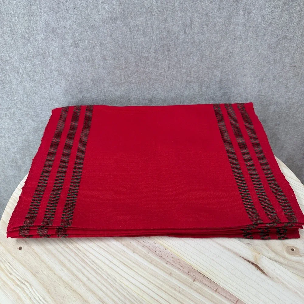 PIER 1‎ Set of 8 Christmas Holiday Red Check Plaid Placemats 14